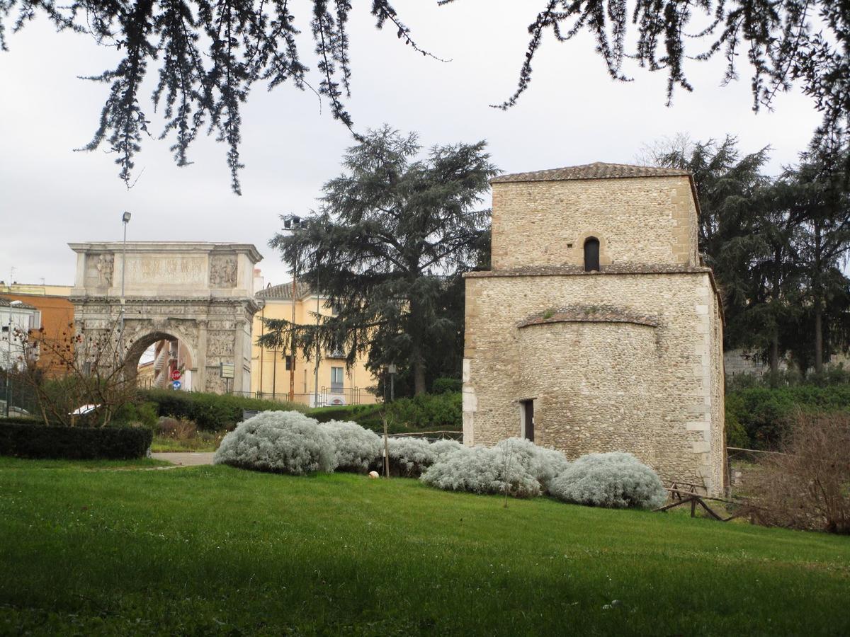 Casa Palmieri Bed and Breakfast Benewent Zewnętrze zdjęcie